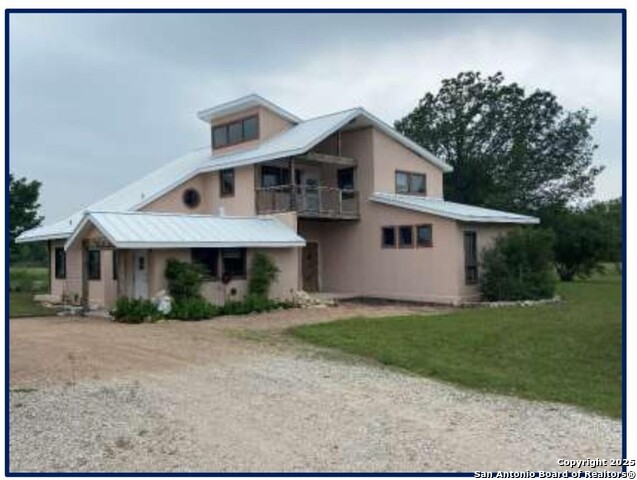 Listing photo id 3 for 7193 Old Talley Rd 7