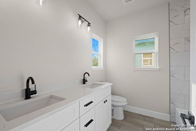 Listing photo id 35 for 114 Packard  