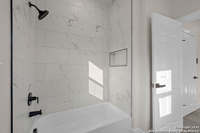 Listing photo id 36 for 114 Packard  