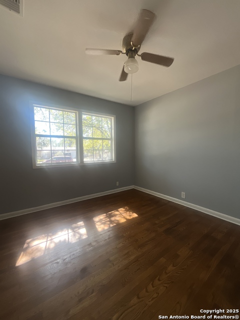 Image 14 of 24 For 531 Crestview