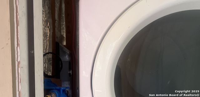 Image 24 of 24 For 531 Crestview