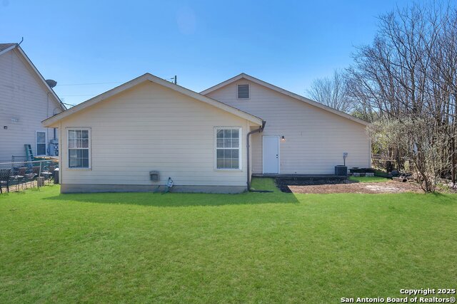 Image 19 of 23 For 612 Theissen E