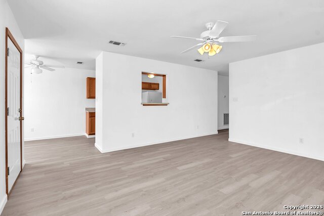 Image 6 of 23 For 612 Theissen E