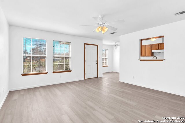 Image 8 of 23 For 612 Theissen E