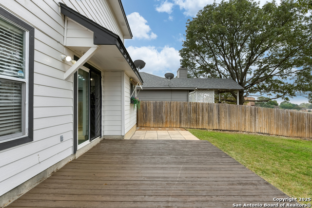 Image 31 of 33 For 15219 Spring Land