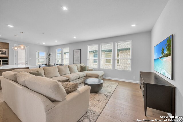 Image 11 of 33 For 349 Rhapsody