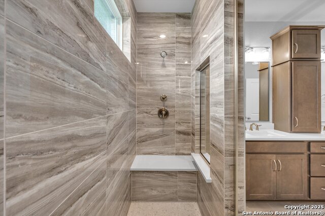 Image 24 of 33 For 349 Rhapsody