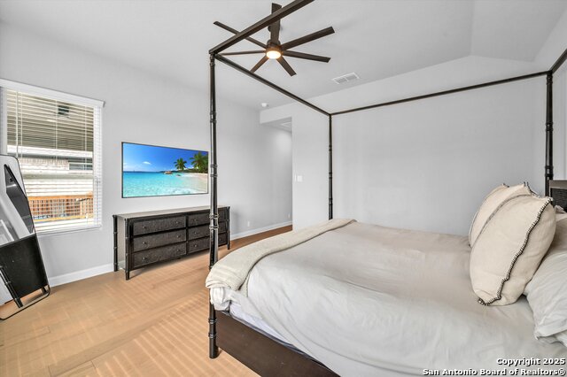 Image 26 of 33 For 349 Rhapsody