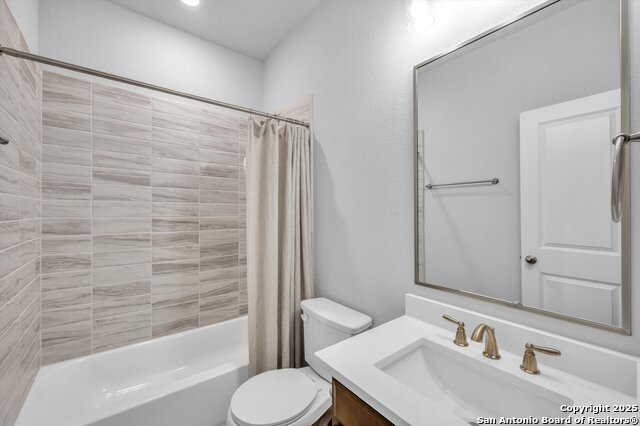 Image 29 of 33 For 349 Rhapsody