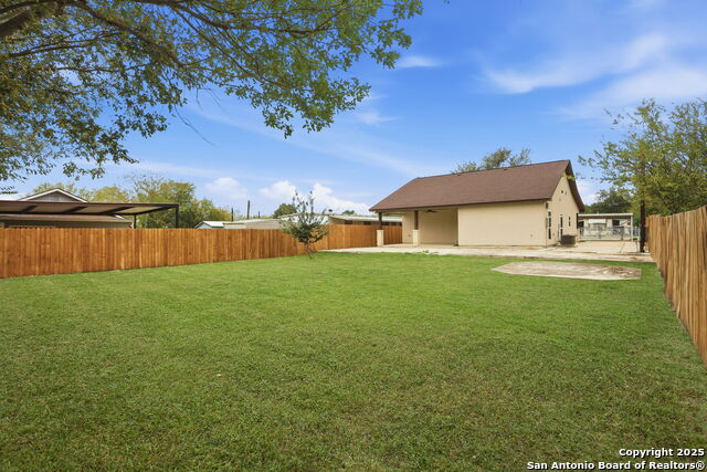 Image 31 of 32 For 5122 Gwenda Lea