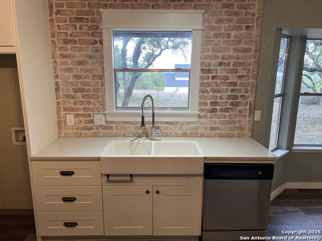 Image 9 of 25 For 6159 Fm 311  