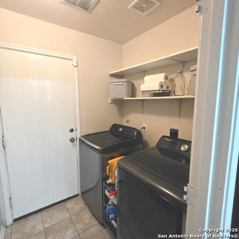 Image 20 of 22 For 10015 Del Lago