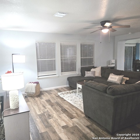 Image 7 of 22 For 10015 Del Lago