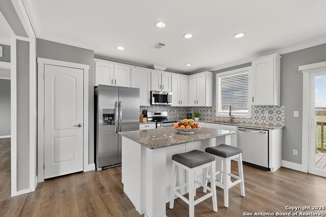 Image 11 of 50 For 173 Medina Verde