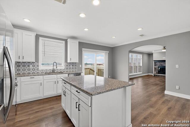 Image 15 of 50 For 173 Medina Verde