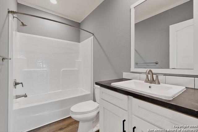 Image 42 of 50 For 173 Medina Verde