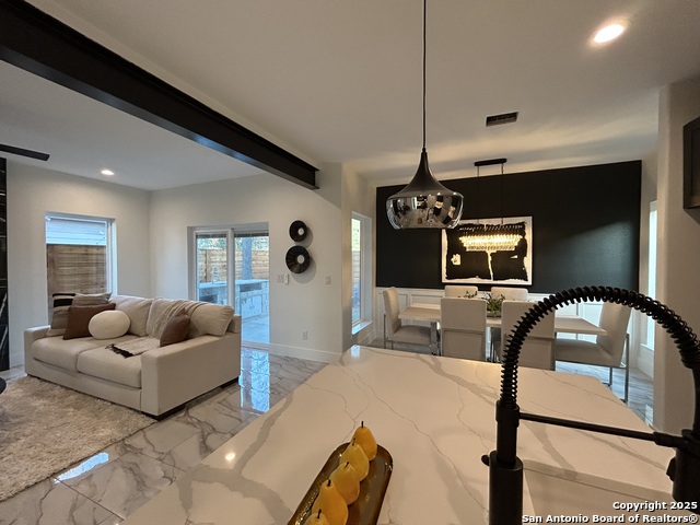 Image 10 of 51 For 108 Dowdy St