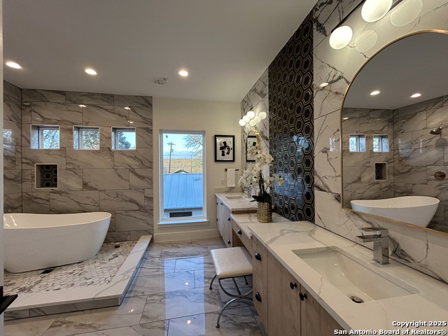 Image 28 of 51 For 108 Dowdy St