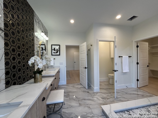 Image 32 of 51 For 108 Dowdy St