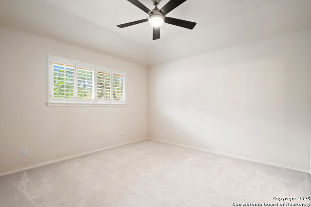 Image 46 of 72 For 17314 Fountain Bluff