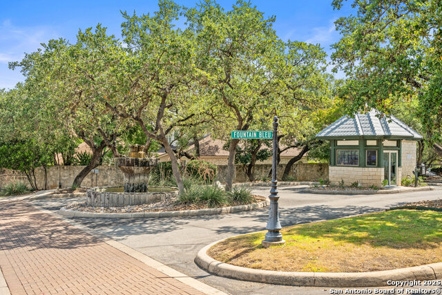 Image 60 of 72 For 17314 Fountain Bluff