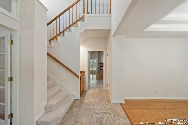 Image 7 of 72 For 17314 Fountain Bluff