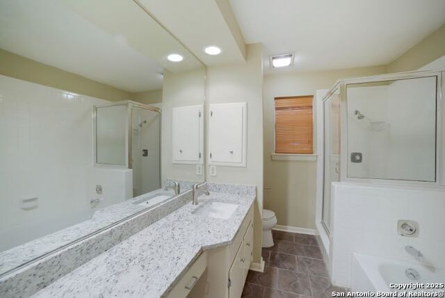 Image 13 of 28 For 2611 Eisenhauer Rd  1007