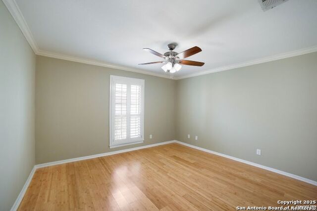 Image 17 of 28 For 2611 Eisenhauer Rd  1007