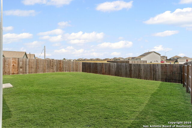 Image 12 of 15 For 2765 Green Finch
