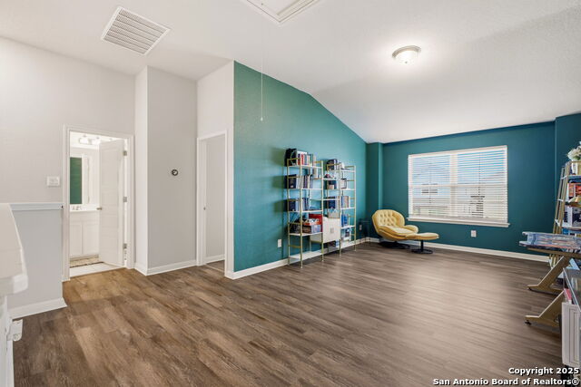 Image 13 of 29 For 11652 Folsom Pass