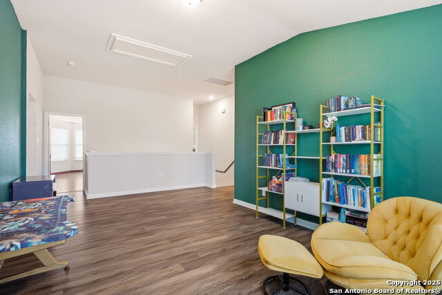 Image 14 of 29 For 11652 Folsom Pass