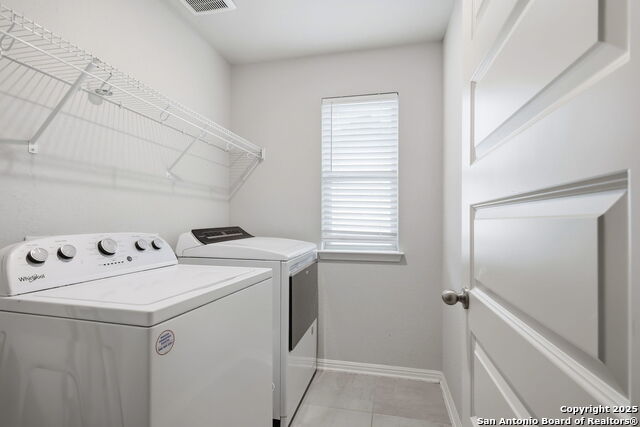 Image 22 of 29 For 11652 Folsom Pass