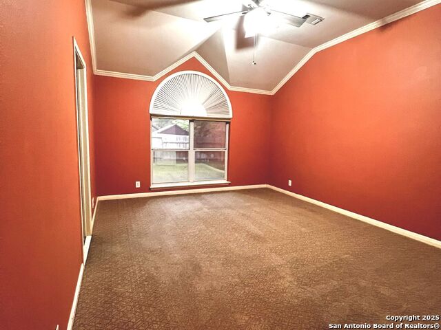 Image 11 of 31 For 11 Bedford Oaks