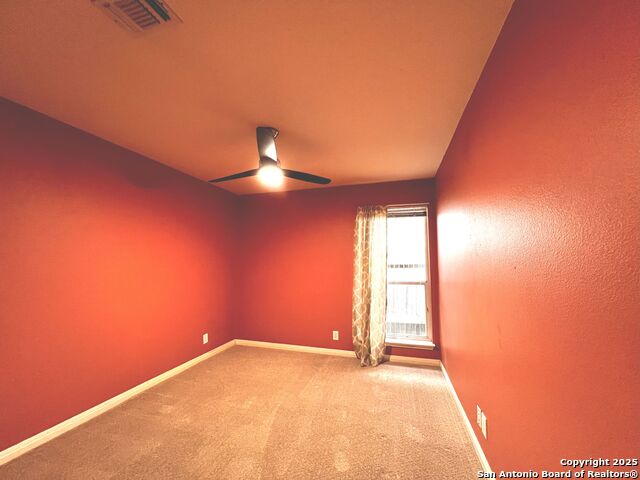 Image 15 of 31 For 11 Bedford Oaks