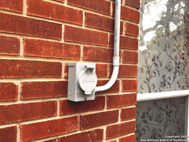 Image 19 of 31 For 11 Bedford Oaks