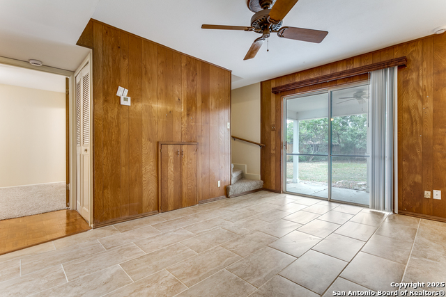 Image 13 of 25 For 10627 Rimcrest