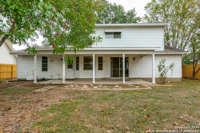 Image 23 of 25 For 10627 Rimcrest