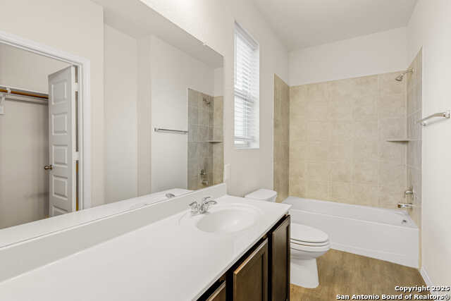 Image 16 of 28 For 10522 Green Rock