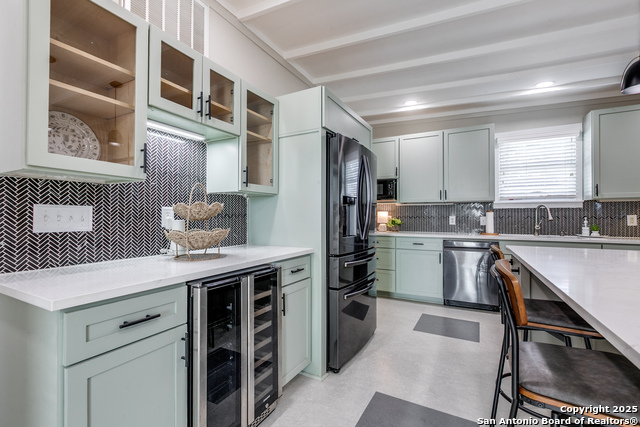 Image 15 of 28 For 922 Pine N 