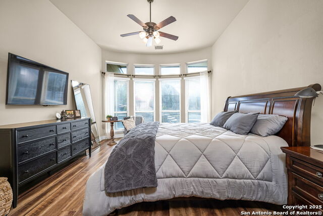 Image 17 of 41 For 2351 Oak Crossing