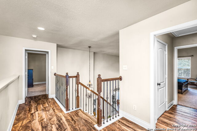 Image 20 of 41 For 2351 Oak Crossing