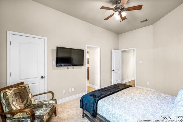 Image 25 of 41 For 2351 Oak Crossing