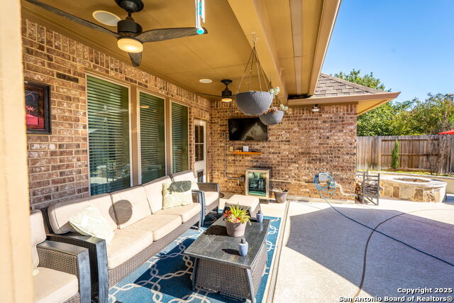 Image 33 of 41 For 2351 Oak Crossing