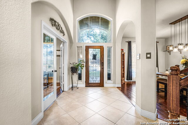 Image 4 of 41 For 2351 Oak Crossing