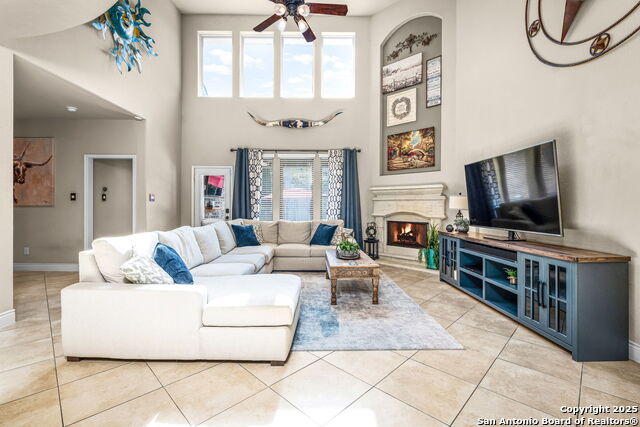 Image 8 of 41 For 2351 Oak Crossing