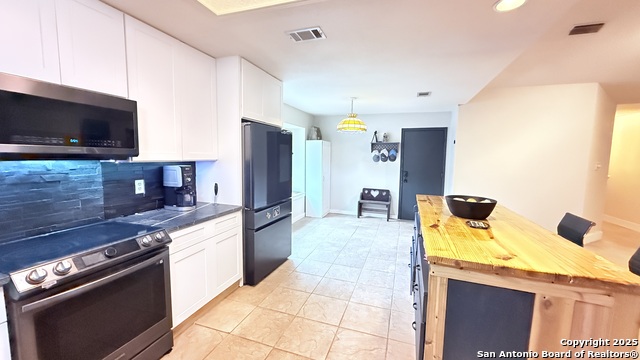 Image 14 of 26 For 2513 Newning