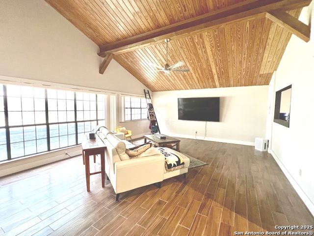 Image 8 of 26 For 2513 Newning