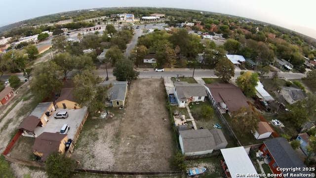 Image 2 of 4 For 175 Kelly  