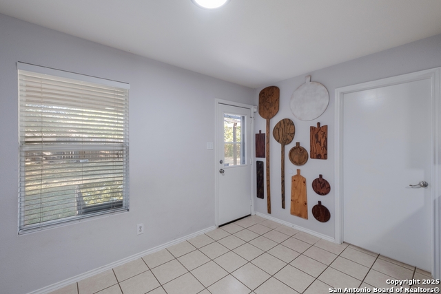 Image 9 of 24 For 20823 Phlox