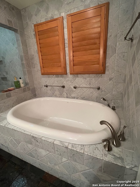 Image 17 of 41 For 8101 Ozark  